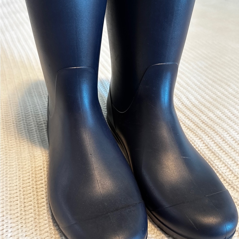UGG Navy Blue and Gold Detail Boots